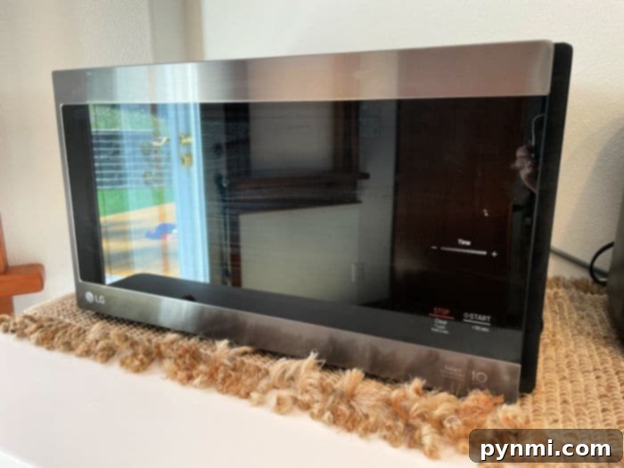 Thawing chicken in microwave