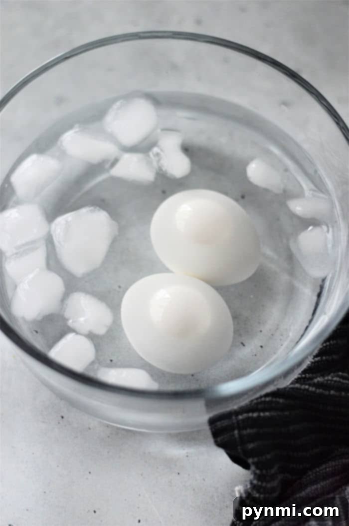 How to Peel a Soft Boiled Egg easily and cleanly.