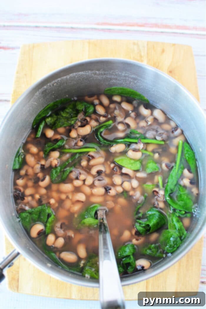 How to Season Black Eyed Peas without Meat