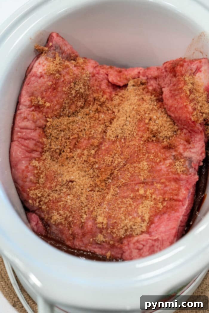 Tender and Juicy Crockpot Beef Brisket with Rich Barbecue Flavor