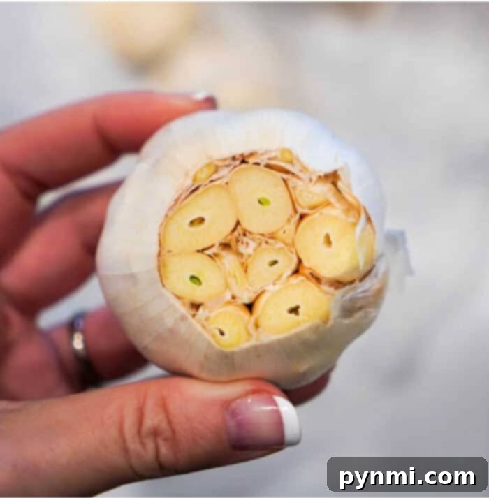 Whip Up Your Own Garlic Oil 3 Garlic in Olive Oil