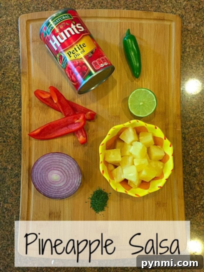 Easy pineapple salsa recipe that takes just 5 minutes to make and is so fresh and delicious!
