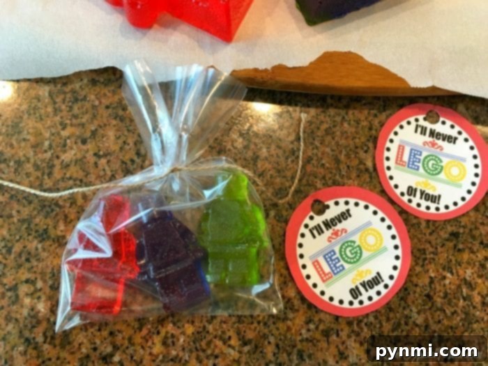 DIY Edible LEGO Valentines with Printable 2 LEGO Valentine's Day tags close-up