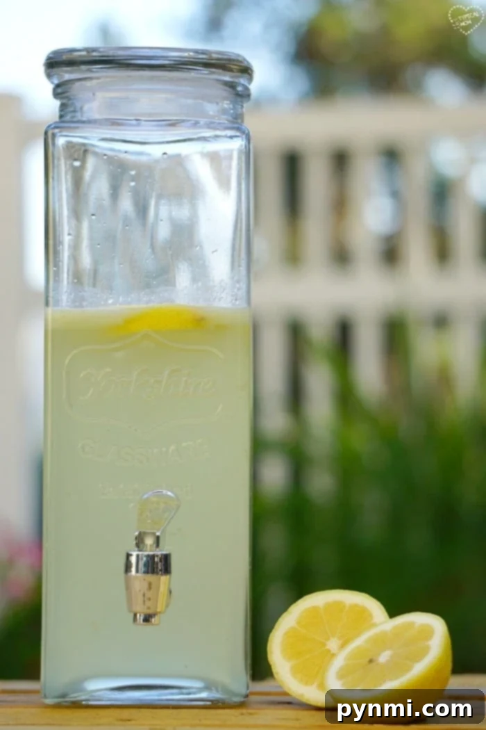 Unlocking Lemon's Wellness Secrets 2 fresh squeezed lemonade recip