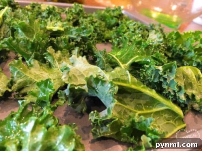 Balsamic Kissed Strawberry Kale Salad 2 Detailed guide on how to cut kale leaves for salads to achieve tender and delicious results