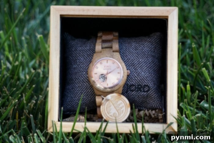 JORD: Nature's Craft, Timeless Appeal 5 Detailed close-up of a JORD women's wood watch, highlighting the unique texture of the wood and the sophisticated design, perfect for any occasion.