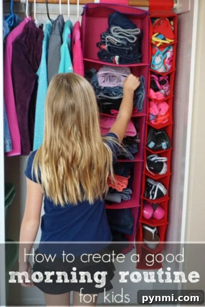 Morning routine for school printable so it's not so hectic and nothing is forgotten. This free printable for morning routines has helped immensely! #parenting #school #printable Morning routine for school printable to ensure a calm and organized start