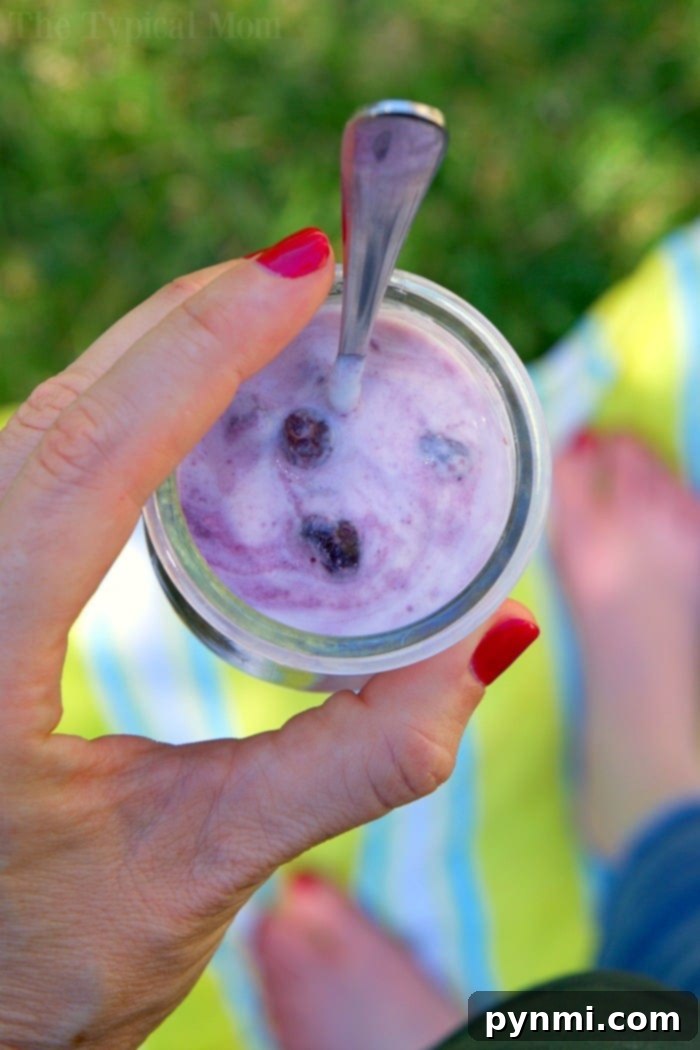 Working Moms: Juggling Worlds, Earning Our Admiration 5 yoplait oui