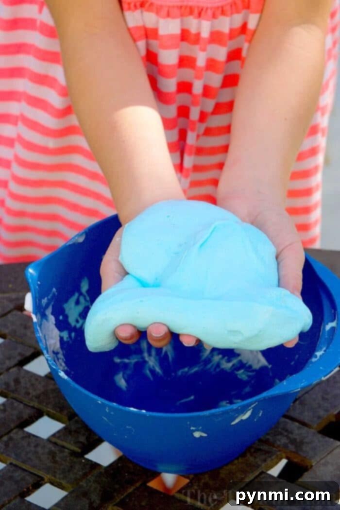 Super Fluffy Slime with 3 Simple Ingredients 3 Fluffy Slime with 3 Ingredients - kids playing