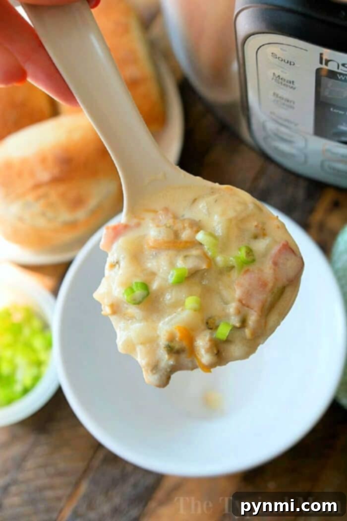 Easy Instant Pot clam chowder soup recipe is packed with bacon and potatoes! One of the best pressure cooker soups I've made yet in just 10 minutes and it tastes just like Boudin Bakery's in San Francisco! Creamy and delicious dinner that my kids rave about and there are never leftovers. #instantpot #soup #clamchowder #pressurecooker #clam #chowder #thetypicalmom #instantpotrecipes Instant Pot Clam Chowder with bacon and potatoes