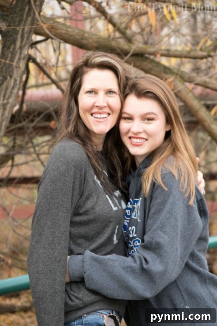 The Age-Old Desire: Seeking Youthful Skin at 40 A mother and daughter, illustrating the different stages of life and beauty.