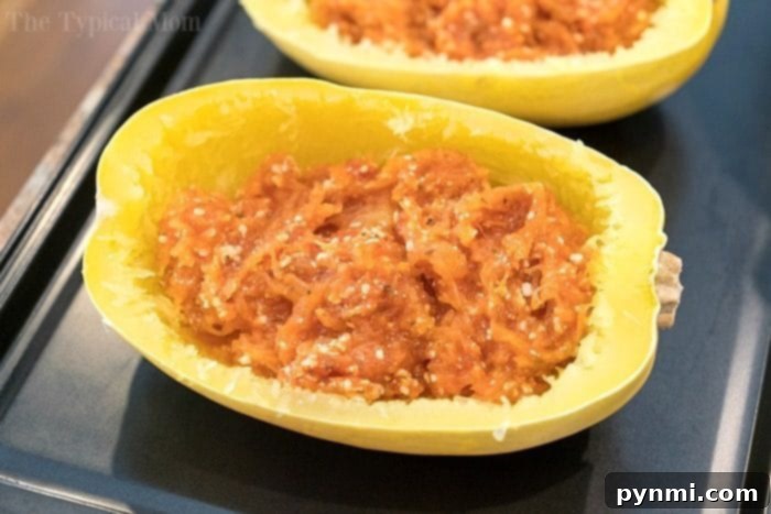 This is how to cook spaghetti squash fast, in just 7 minutes to be exact! Tender squash noodles are a healthy alternative for pasta and gluten free too. Instant Pot spaghetti squash is the best. #squash #spaghetti #fast #instantpot #pressurecooker #oven #baked #glutenfree #noodles #vegetable How to Cook Spaghetti Squash Fast 2
