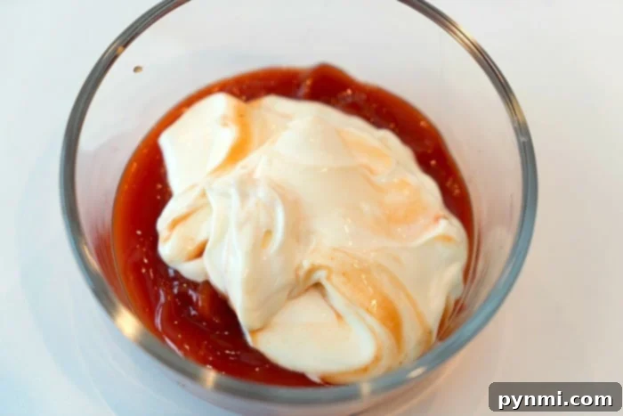 Making the best fry sauce