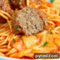 Crockpot spaghetti ready to be served.