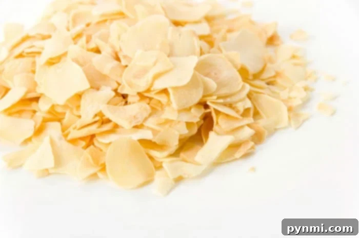 How to Mince Garlic from Whole Cloves 7 Dried garlic flakes, a convenient substitute