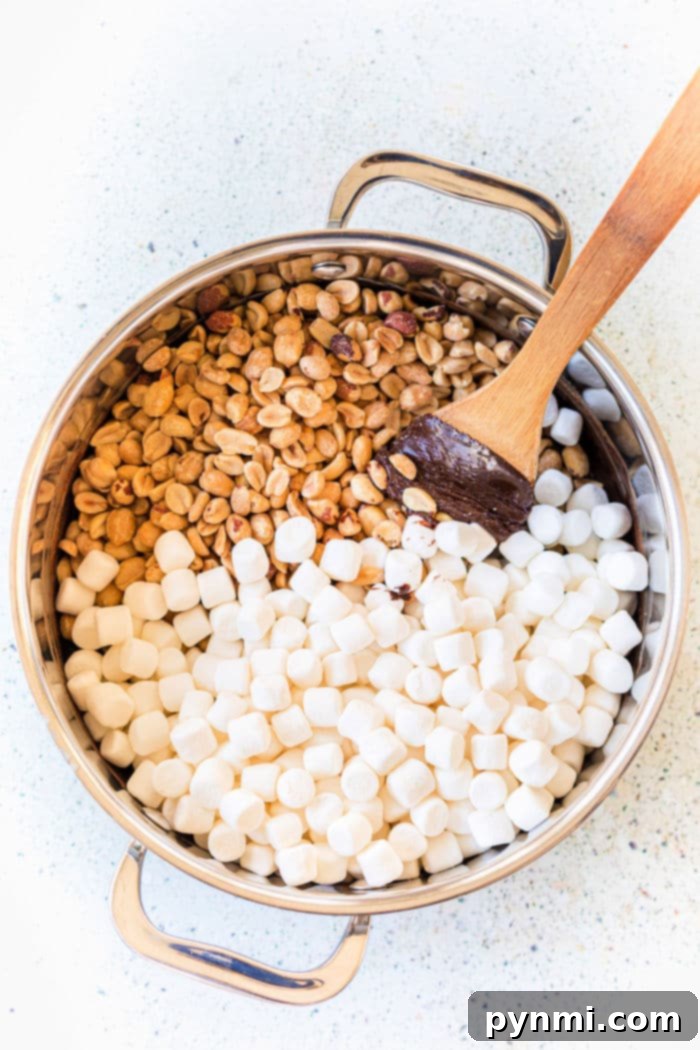 No-Bake Peanut Bars with Chocolate and Marshmallows