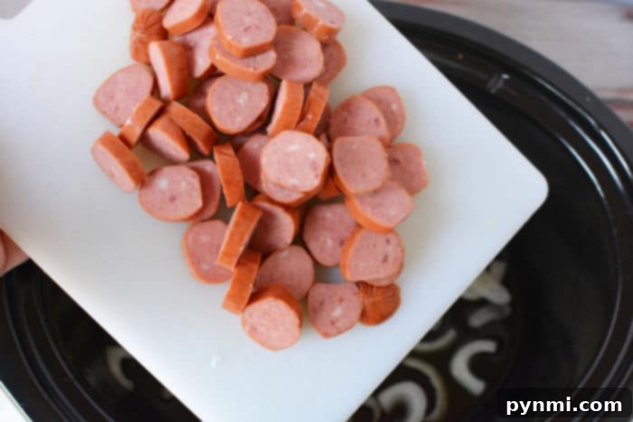 Effortless Crockpot Sausage and Cabbage Supper 6 Crockpot sausage recipe