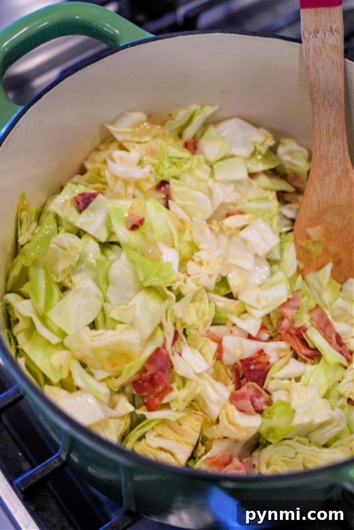 Everglades Gold 4 cabbage in dutch oven