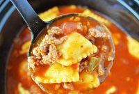 Slow-Cooker Lasagna Soup Recipe for Comforting Weeknight Meals